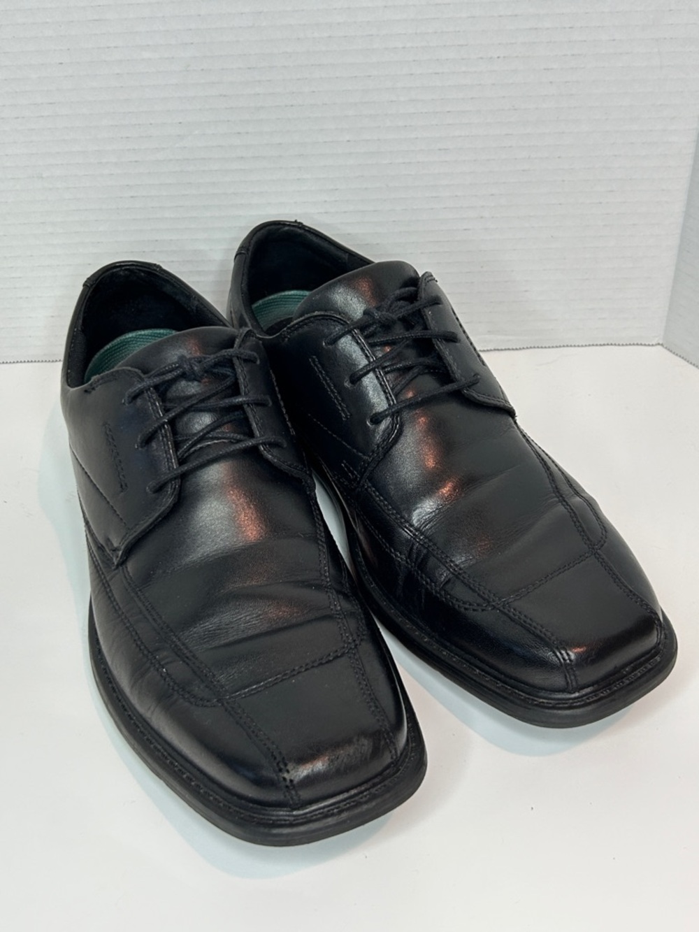 Clarks Mens 11M Black Leather Dress Shoes Square Toe Derby Comfort Work Office